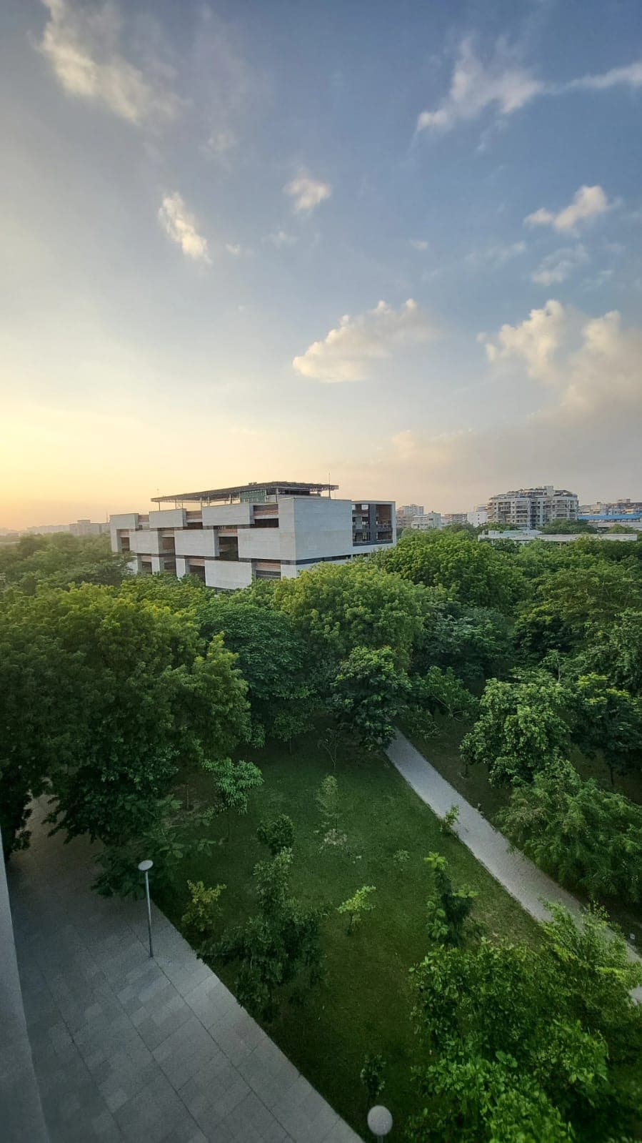 Ahmedabad University, Amrut Mody School of Management Infrastructure & Academic Building photo 1